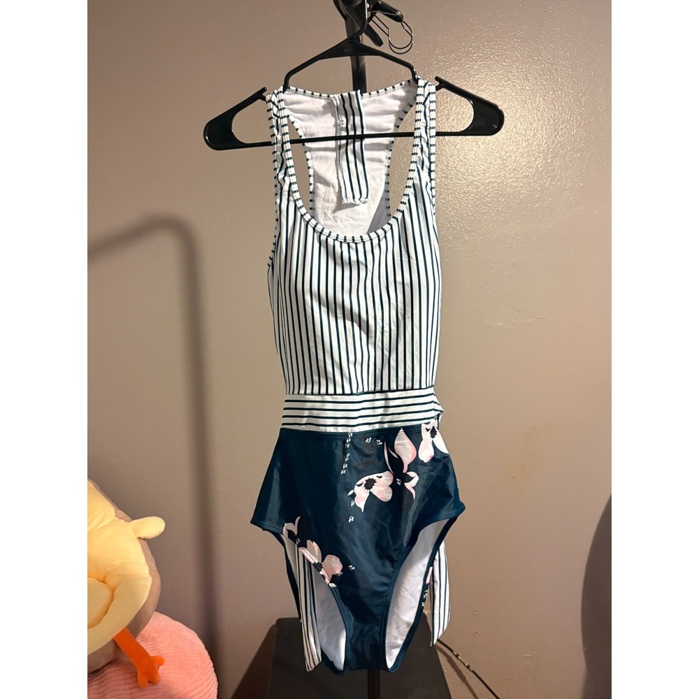 Moly Bell - Green Striped One Piece Swimsuit, Adj Straps, Built in Bra Sz L